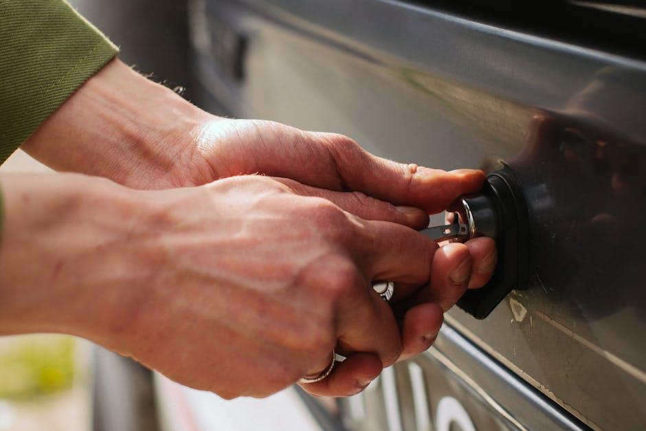 Advanced Technology Behind Fast and Reliable Car Lock Services