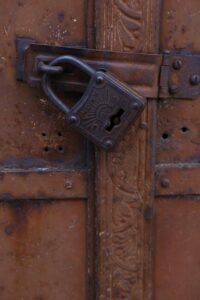 Read more about the article Enhance Safety Seamlessly with Emeralds Locksmith’s Smart Locks