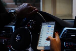 Read more about the article Mobile Auto Locksmith Near Me – Emeralds Locksmith Comes to You
