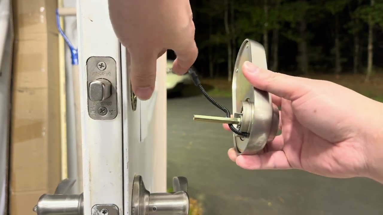 You are currently viewing Installing Kwikset Halo keypad deadbolt