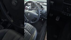Read more about the article Vauxhall Tigra lost keys. New key programmed. 075 18 18 31 32. @AutomotiveTrustLocksmith