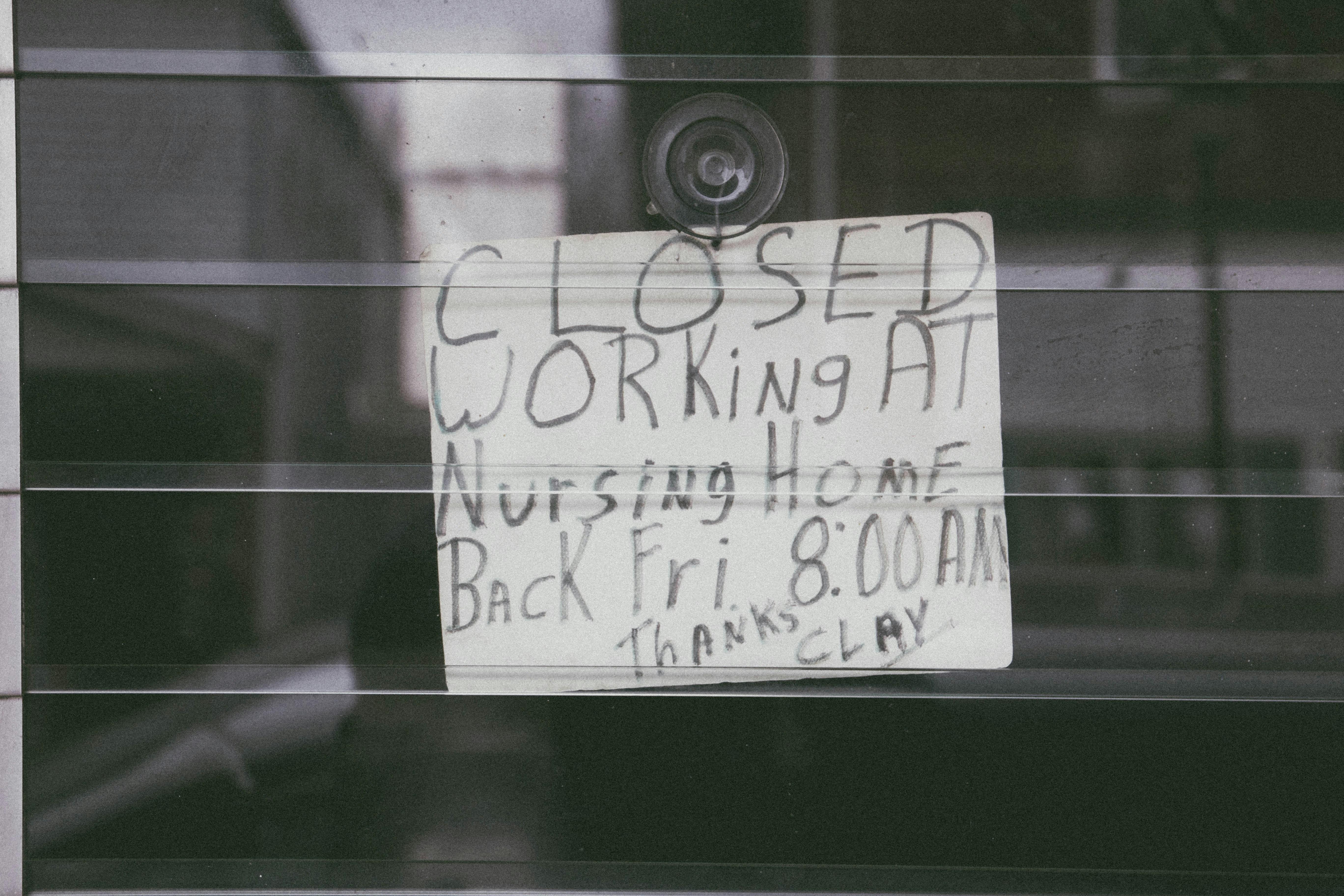 What to Expect During an Emergency Locksmith Visit