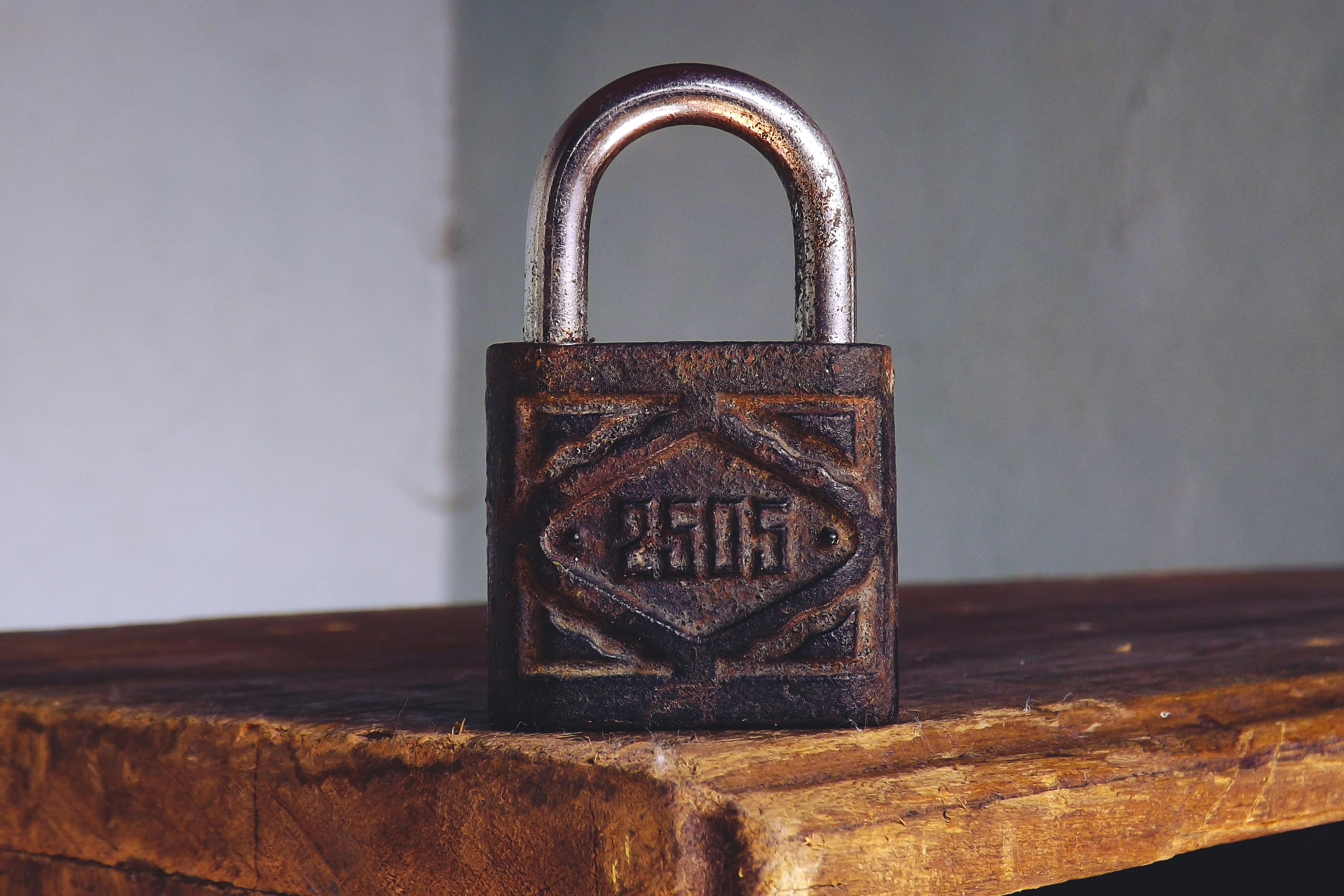 Choosing the Right Locksmith Near You for Reliable and Fast Response