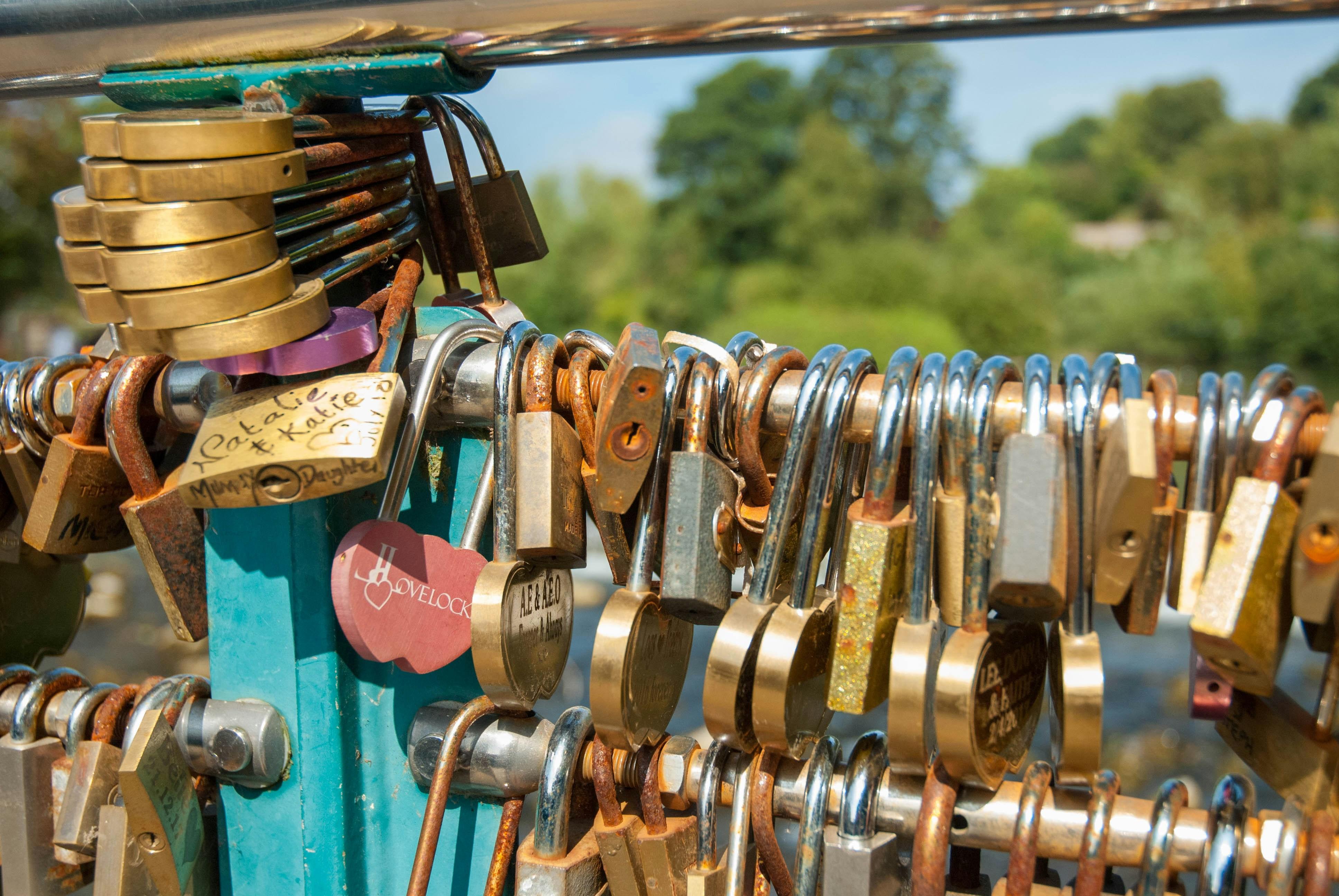 Tips for Choosing the Right Car Locksmith for Your Specific Needs