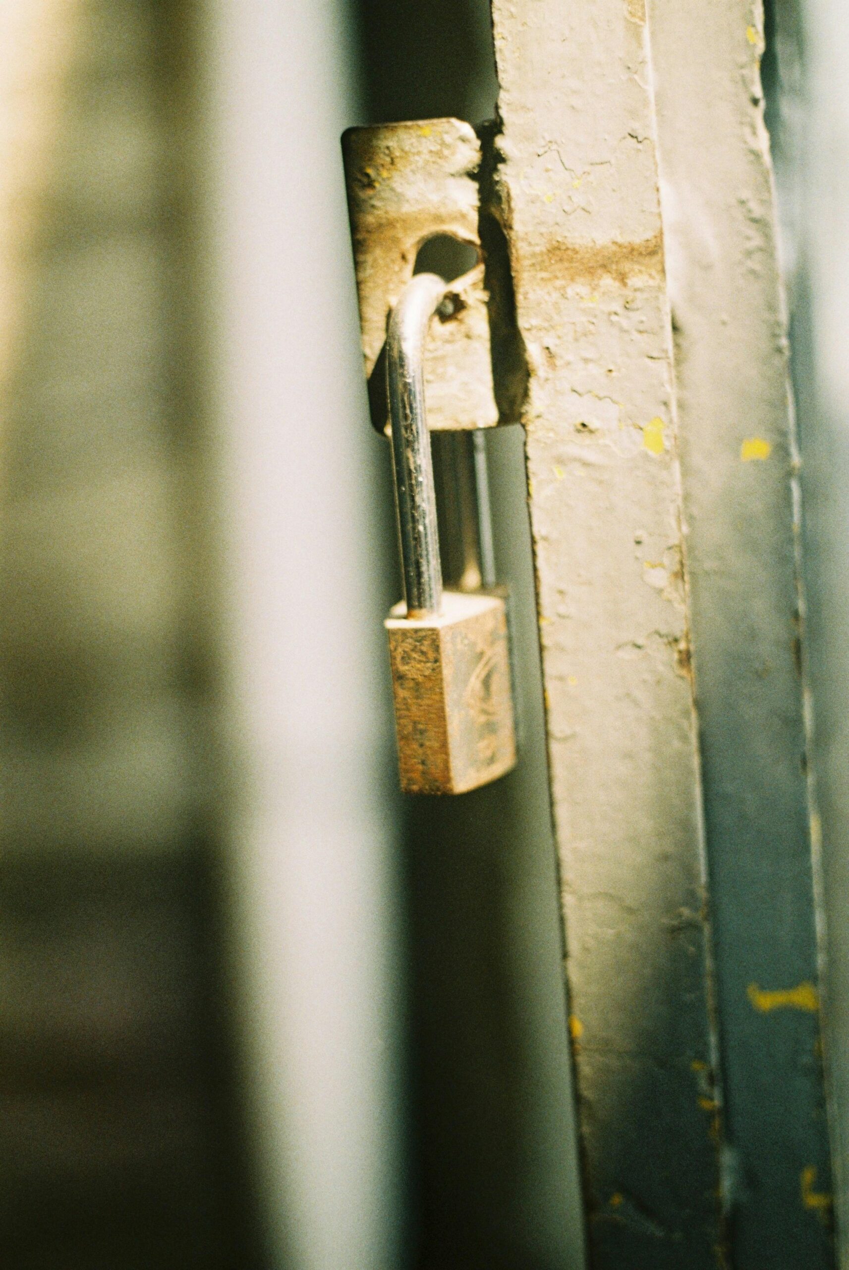 Read more about the article Emergency Locksmith Near Me – Emeralds Locksmith is Ready 24/7