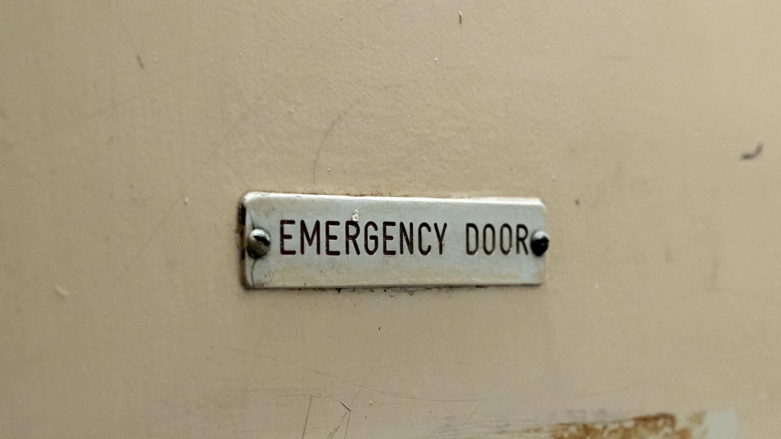 You are currently viewing Emergency Locksmith You Can Count On – Emeralds Locksmith MN