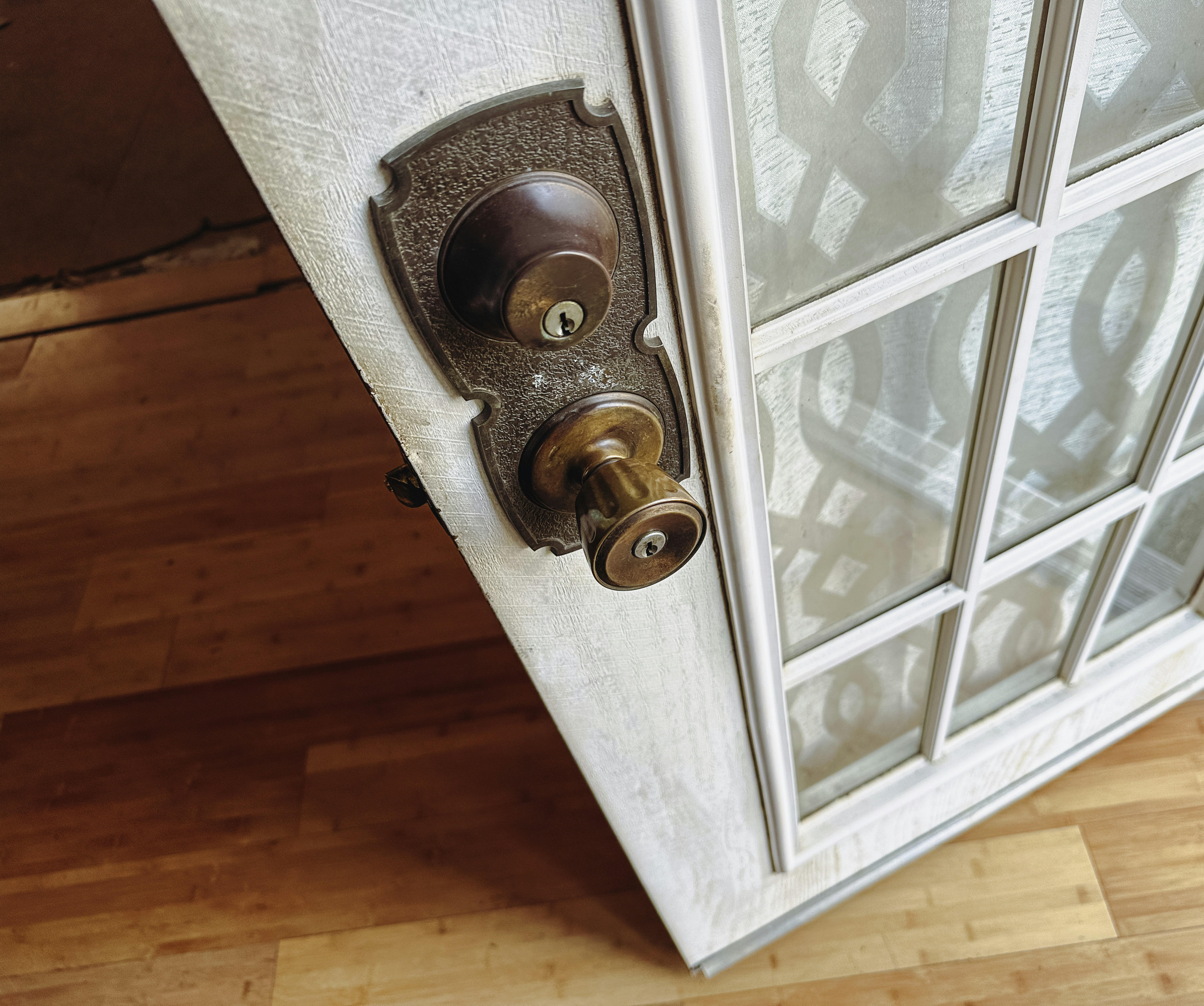 Maintaining Your Front Door Lock Through Harsh Winter Conditions