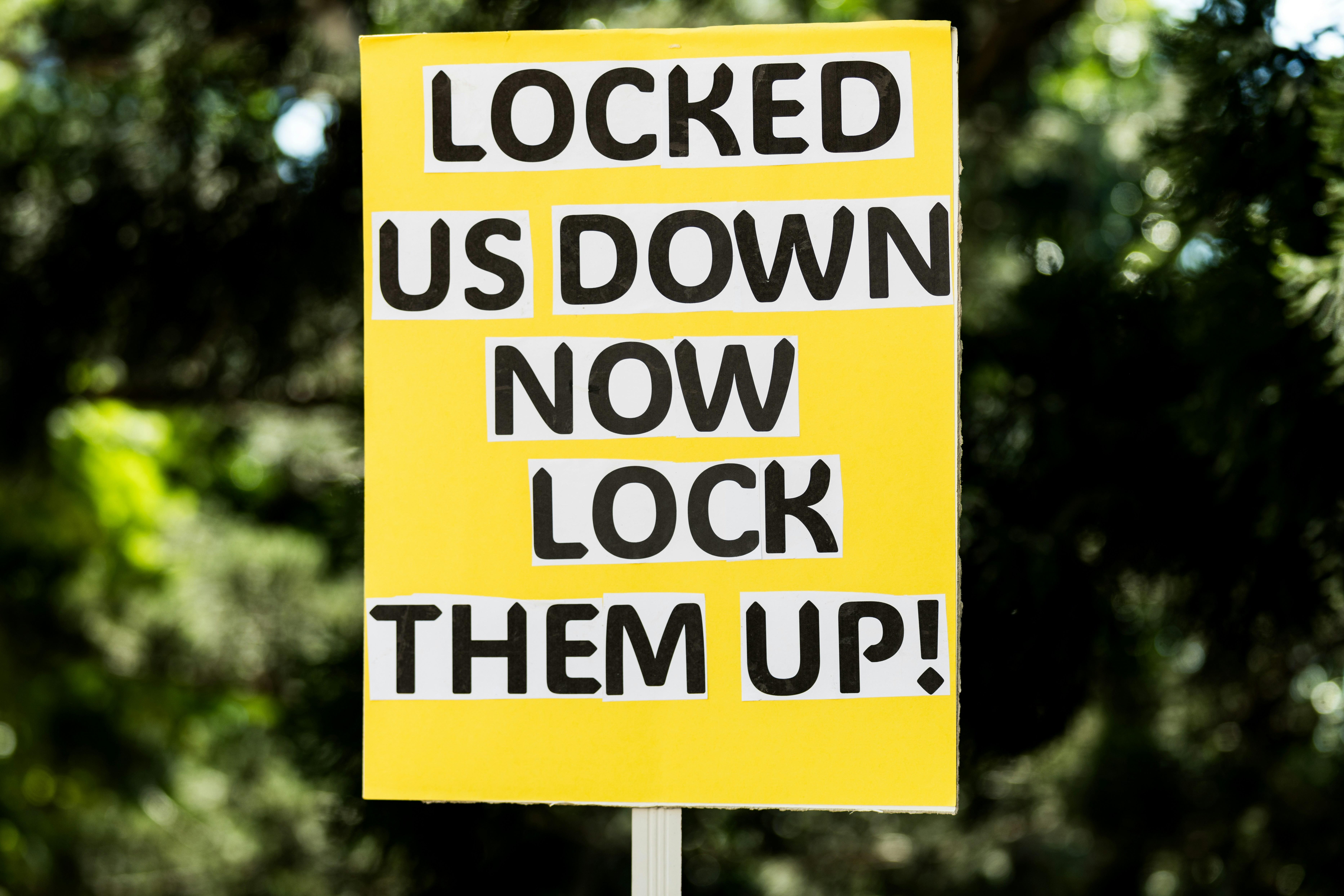 Preparing for Emergencies with Professional Locksmith Contacts and Backup Plans